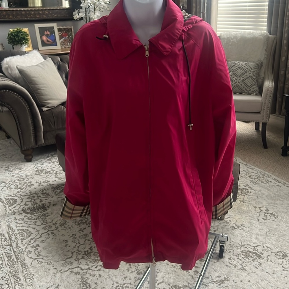 Burberry lightweight jacket